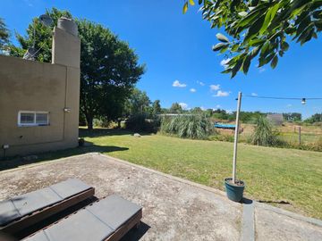 VENTA CASA 3 AMB C/PILETA Y LOTE