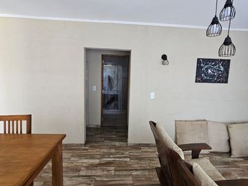 VENTA CASA 3 AMB C/PILETA Y LOTE