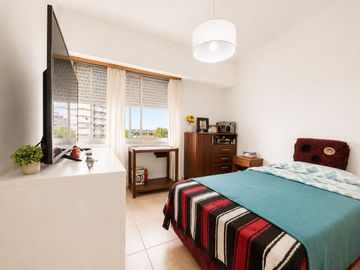 VENTA DEPARTAMENTO 5 AMB BARRIO SARMIENTO COCHERA