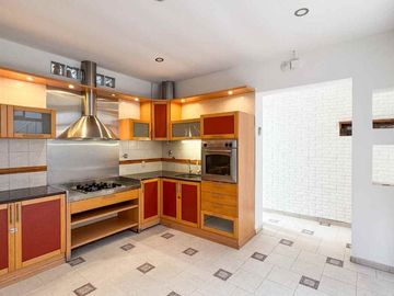 VENTA PH 3 AMB. CON TERRAZA Y PARRILA PROPIA