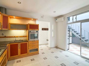 VENTA PH 3 AMB. CON TERRAZA Y PARRILA PROPIA