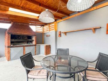 VENTA PH 3 AMB. CON TERRAZA Y PARRILA PROPIA