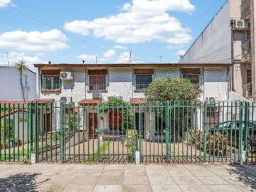 Duplex 3 ambientes venta Villa Luzuriaga Apto Cred