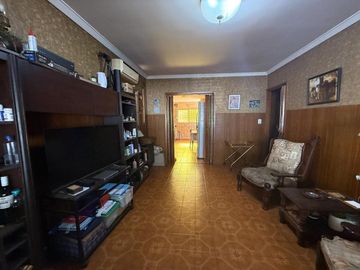 VENTA CASA DOS AMB C/COCHERA, PATIO - APTO CREDITO