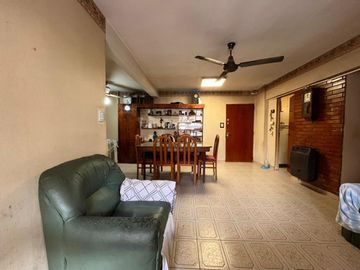 DEPARTAMENTO 5 AMB, APTO CREDIT0