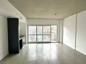 VENTA MONOAMBIENTE BALCON COCHERA MARTELLI PERMUTA