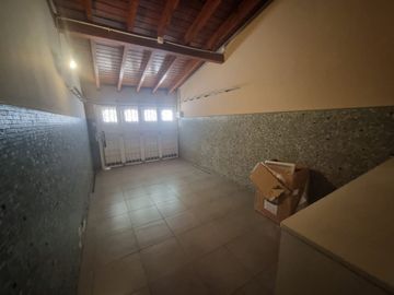 ALQUILER COMERCIAL CASA B BOMBAL