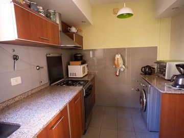 DEPTO. 3 AMB EN VENTA CON COCHERA , VILLA URQUIZA