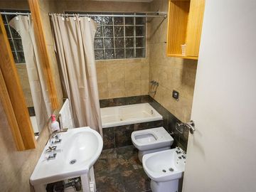DEPTO. 3 AMB EN VENTA CON COCHERA , VILLA URQUIZA