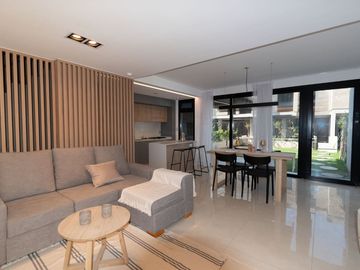 DEPARTAMENTO EN VENTA 3 DORMITORIOS FISHERTON