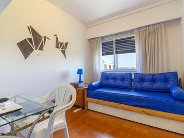 Venta departamento 4 amb - Con Balcón y Cochera