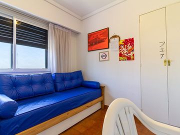 Venta departamento 4 amb - Con Balcón y Cochera