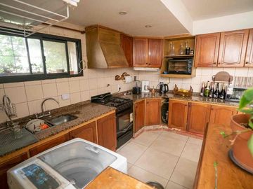Casa San Martín Venta Jardín Pileta + departamento
