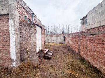 VENTA CASA 1 DORM EN B° BUDEN DE PLOTTIER - NQN -