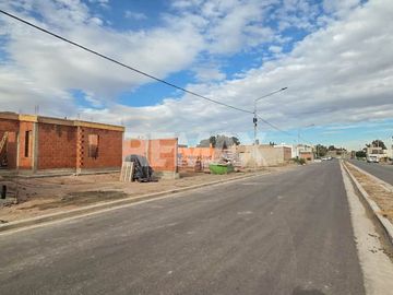 VENTA Casa en construccion Rincon del Rio, Neuquen