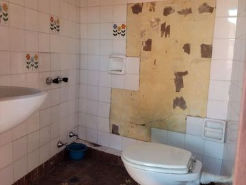 VENTA CASA 3 AMBIENTES VILLA LURO A RECICLAR