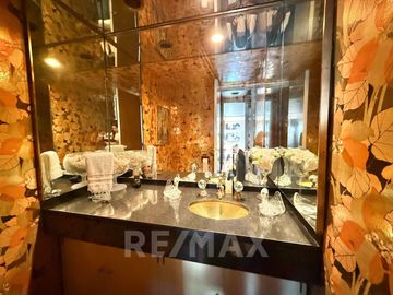 Venta Torre Palermo Pileta 2 cocheras vista al río