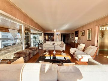 Venta Torre Palermo Pileta 2 cocheras vista al río
