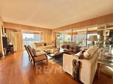 Venta Torre Palermo Pileta 2 cocheras vista al río