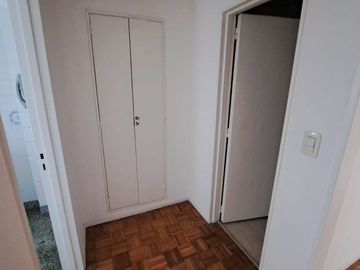 VENTA DOS AMBIENTES COCHERA LUMINOSOS OLIVOS