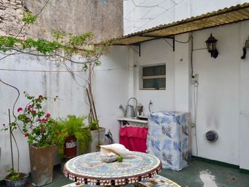 VENTA PH 3 AMBIENTES CON PATIO EN LINIERS