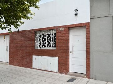 VENTA PH 3 AMBIENTES CON PATIO EN LINIERS