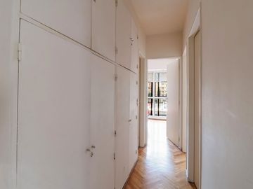 Departamento 6 ambientes en Venta Belgrano