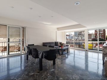 Departamento 6 ambientes en Venta Belgrano