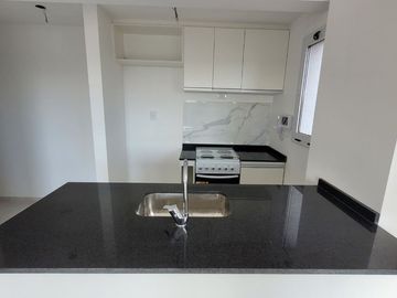 VENTA DEPTO 2 AMB A ESTRENAR CON COCHERA. QUILMES