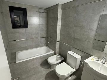 VENTA DEPARTAMENTO 2 DORMITORIOS PATIO A ESTRENAR