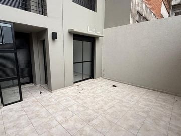 VENTA DEPARTAMENTO 2 DORMITORIOS PATIO A ESTRENAR