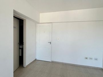 Dep 3 amb Venta en Ballester apto cred con balcón.