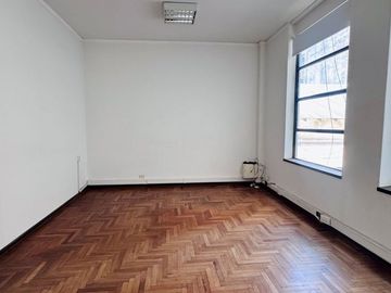 VENTA OFICINA ALSINA