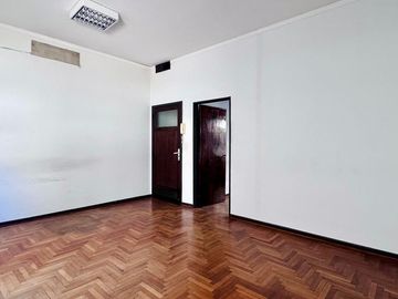 VENTA OFICINA ALSINA