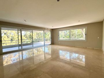 DEPARTAMENTO de 4 AMBIENTES en VENTA BOUQUET