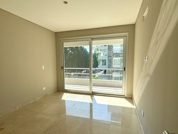 DEPARTAMENTO de 4 AMBIENTES en VENTA BOUQUET