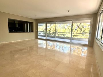 DEPARTAMENTO de 4 AMBIENTES en VENTA BOUQUET
