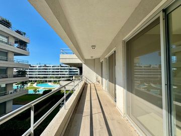 DEPARTAMENTO de 4 AMBIENTES en VENTA BOUQUET