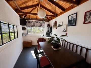 VENTA CASA LOTE PROPIO EN ESQUINA CHACARITA