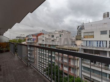 Venta departamento con balcón 4 amb. en Olivos