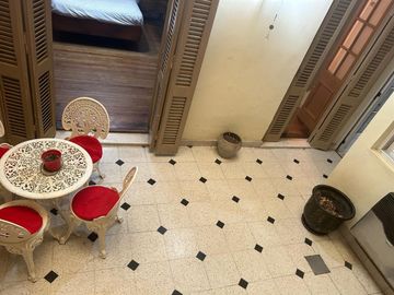 OPORTUNIDAD VENTA CASA 5 AMBIENTES COCHERA TERRAZA