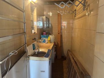 OPORTUNIDAD VENTA CASA 5 AMBIENTES COCHERA TERRAZA