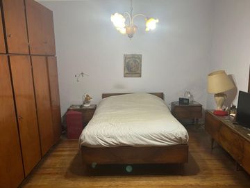 OPORTUNIDAD VENTA CASA 5 AMBIENTES COCHERA TERRAZA