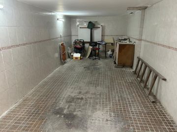 OPORTUNIDAD VENTA CASA 5 AMBIENTES COCHERA TERRAZA