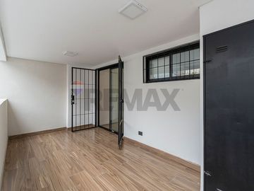 VENTA PH 3 AMB RECICLADO A NUEVO EN ALMAGRO