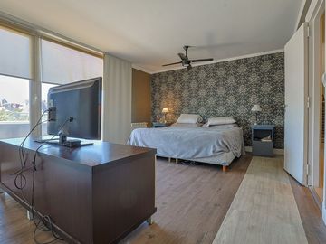 VENTA LOCAL Y DPTO 4 AMB RECICLADO AVENIDA JBJ