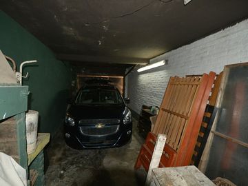 Venta casa  4 amb con local.Zona  Comercial