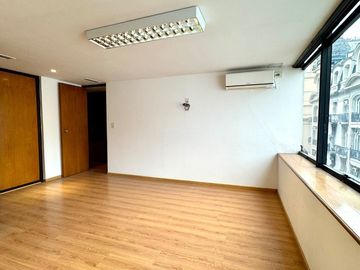 Oficina 240m2 Venta- Microcentro - 2 cocheras