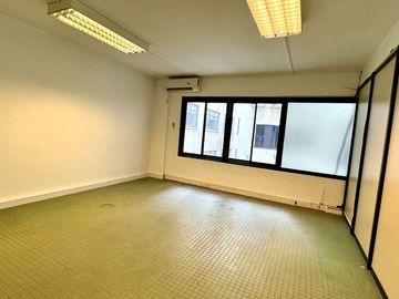 Oficina 240m2 Venta- Microcentro - 2 cocheras