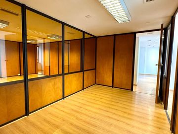 Oficina 240m2 Venta- Microcentro - 2 cocheras
